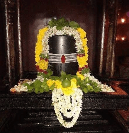 Raja Rajeshwara Temple β Sacred Shivalingam